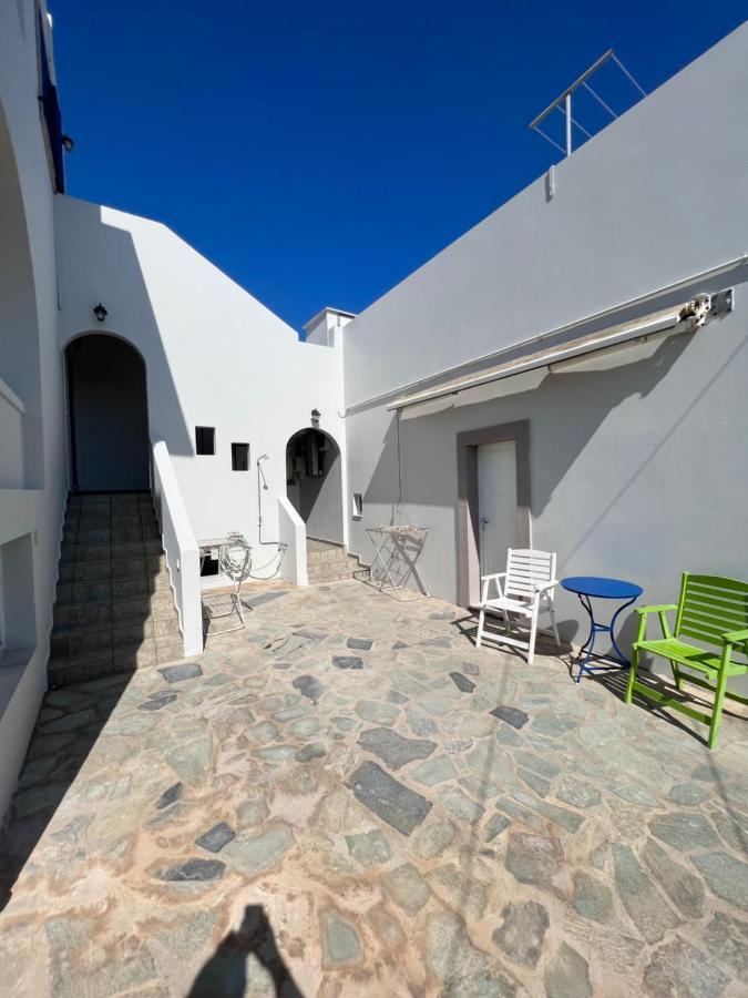 Athina Rooms Karvounades Luaran gambar